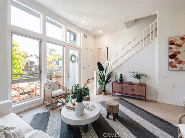 5405 W 149th Pl Unit 4, Hawthorne, CA 90250