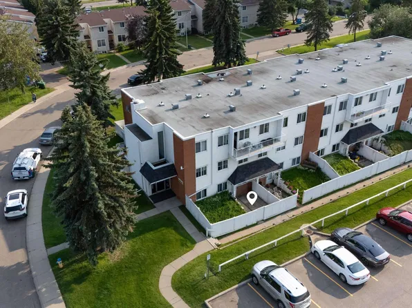 14520 52nd St NW #102, Edmonton, AB T5A 3K5