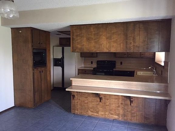 Dining Room into Kitchen