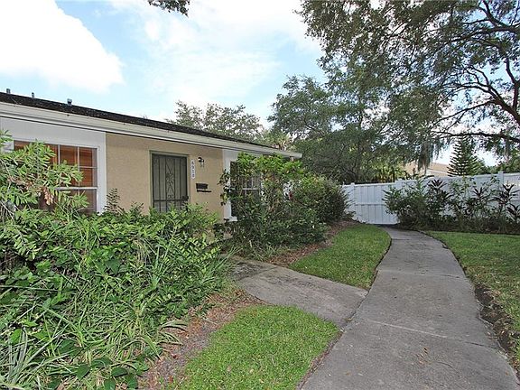 3rd image of 6910 Soledad Ct #6910