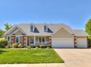 909 NE 16th St, Ankeny, IA 50021