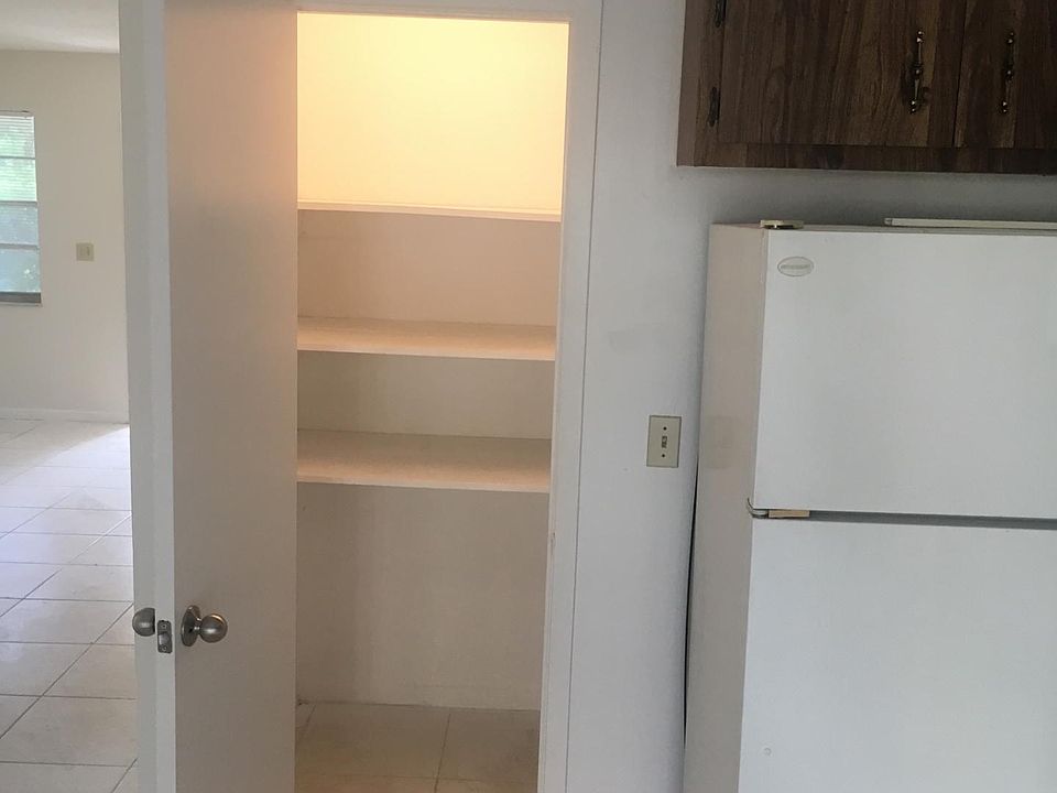 1st image of 3047 Fleming Ave