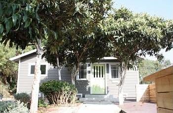 1st image of 3171 Carlyle St