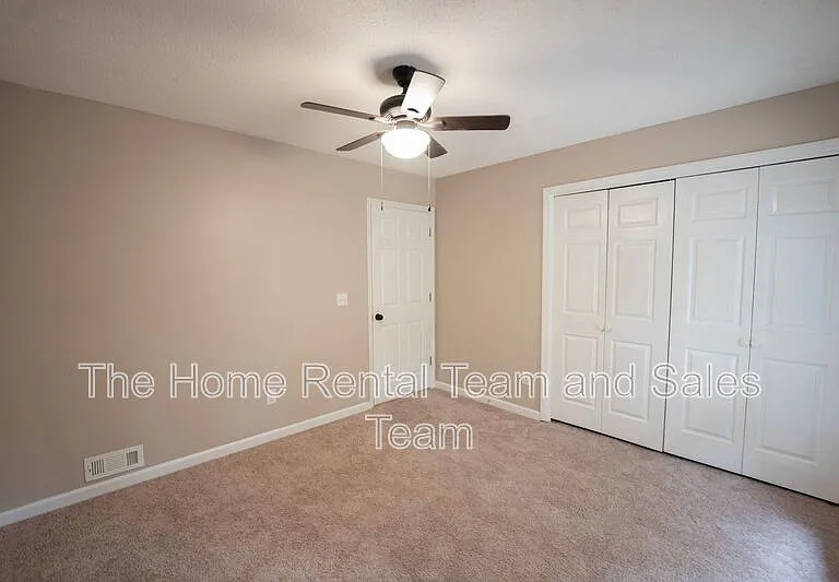 428 Floyd Cir — Photo 17