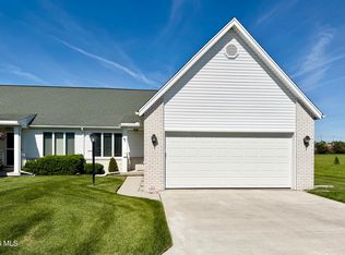 4269 Townhouse Dr #D, Oregon, OH 43616