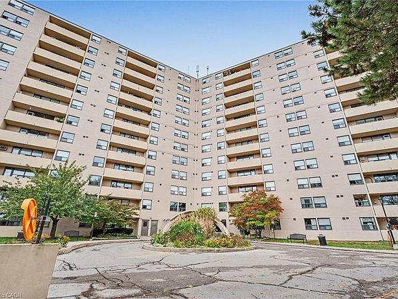 2nd image of 700 Dynes Rd #614