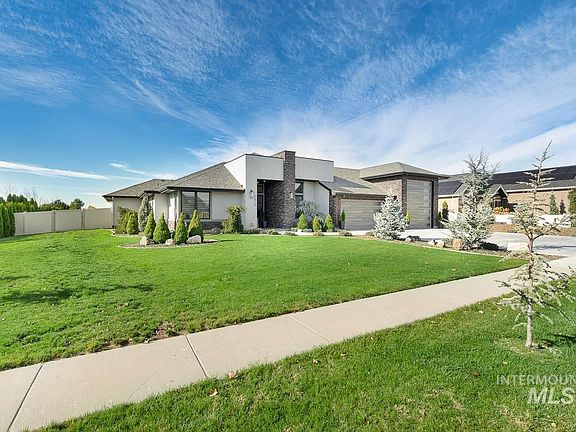 2nd image of 7213 S Pear Blossom Way