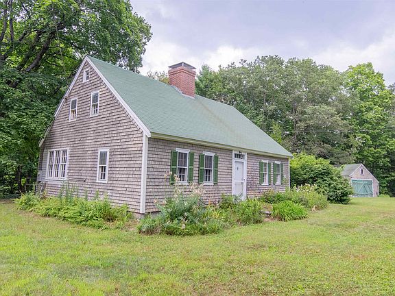 3rd image of 515 Hollow Hill Road