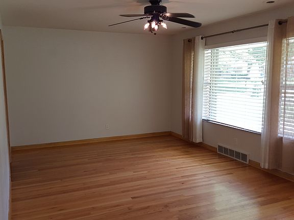 2nd image of 10733 Waycroff Dr