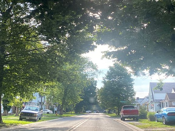 4th image of 2526 Liberty Pkwy
