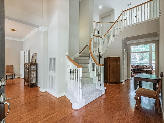 4th image of 15619 Stable Brook Cir