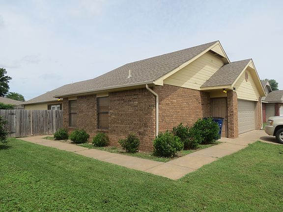4th image of 2408 N Glenwood Dr