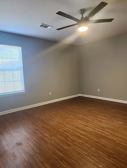 120 Butterfield Xing — Photo 15