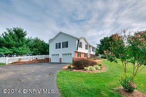 2nd image of 1420 W View Dr