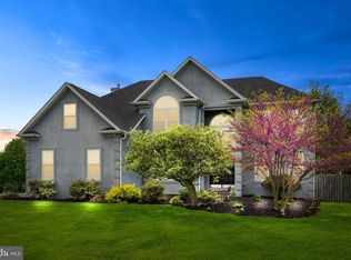 1044 Hickory Ridge Dr, Chalfont, PA 18914