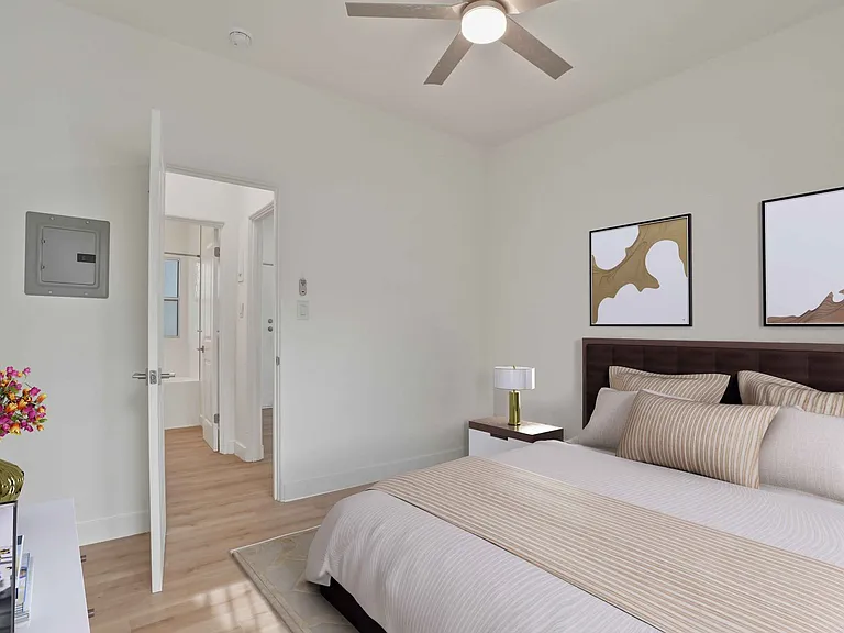 2317-2321 Ocean Park Blvd — Photo 7