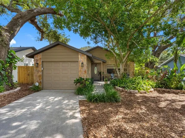50 Irwin St W, Safety Harbor, FL 34695