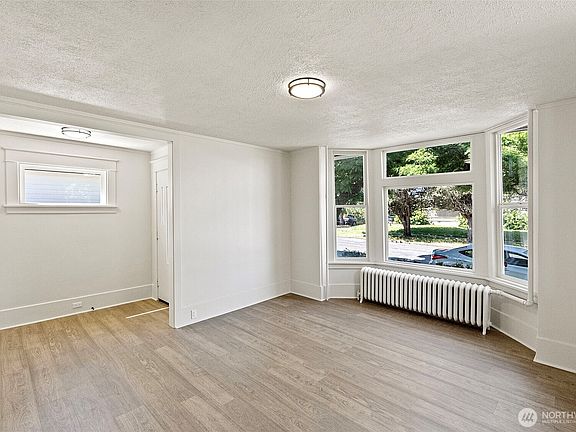 4th image of 621 S Pine Street