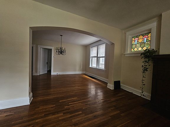 3rd image of 4985 Columbia Ave #1F