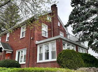 14965 Hawthorne Ave, Flushing, NY 11355