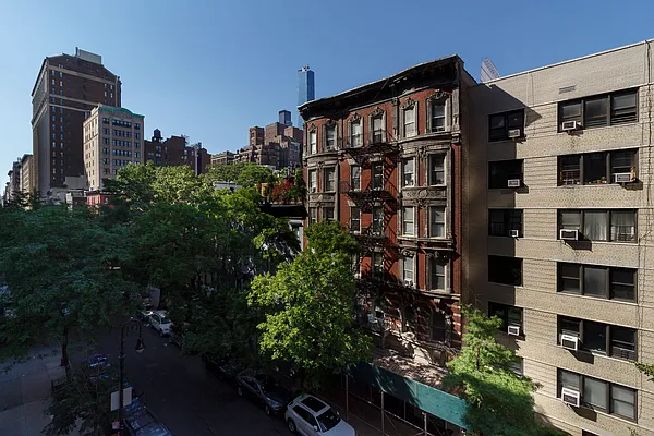 Rented by Siba Management Inc. | media 21