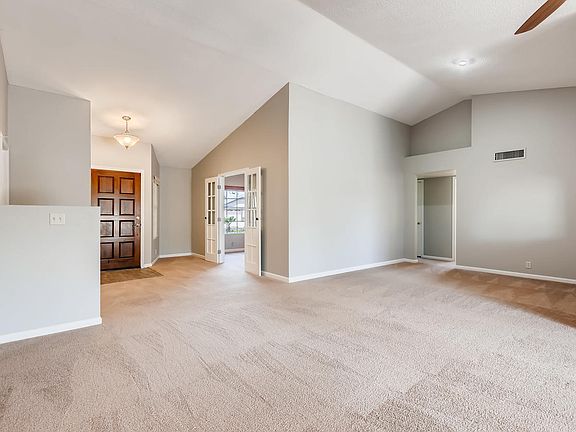 4th image of 8963 W Rose Ln