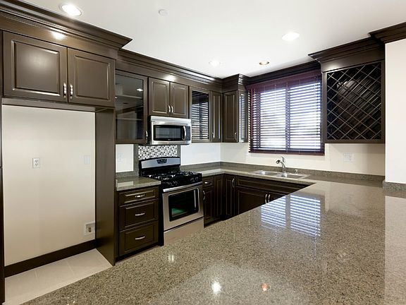 3rd image of 11833 Darlington Ave APT 303