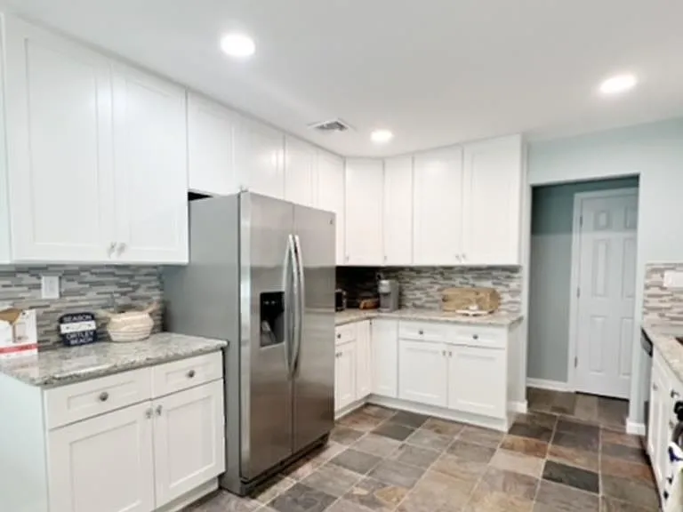 308 Harding Ave #WKLY SUMMER RENTAL — Photo 10