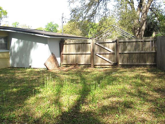 4th image of 1942 S LEONARD Circle