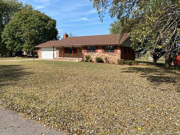 3rd image of 11121 Mockingbird Ln