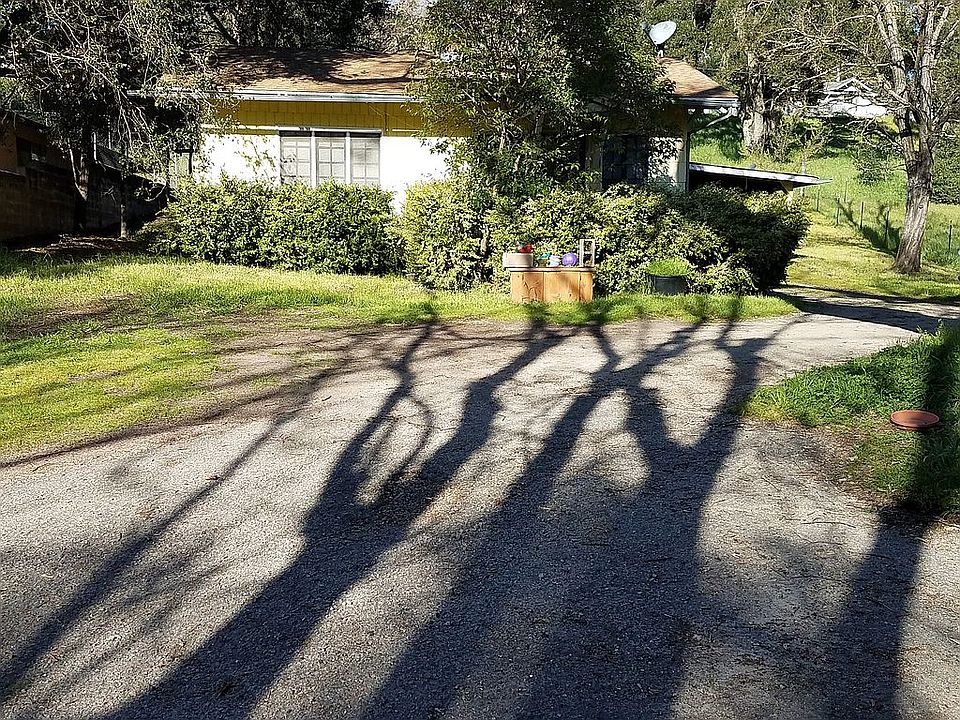 2nd image of Tunitas Ave