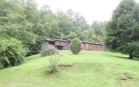 4th image of 596 Hancock Dr