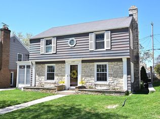 2747 N 67th St, Milwaukee, WI 53210