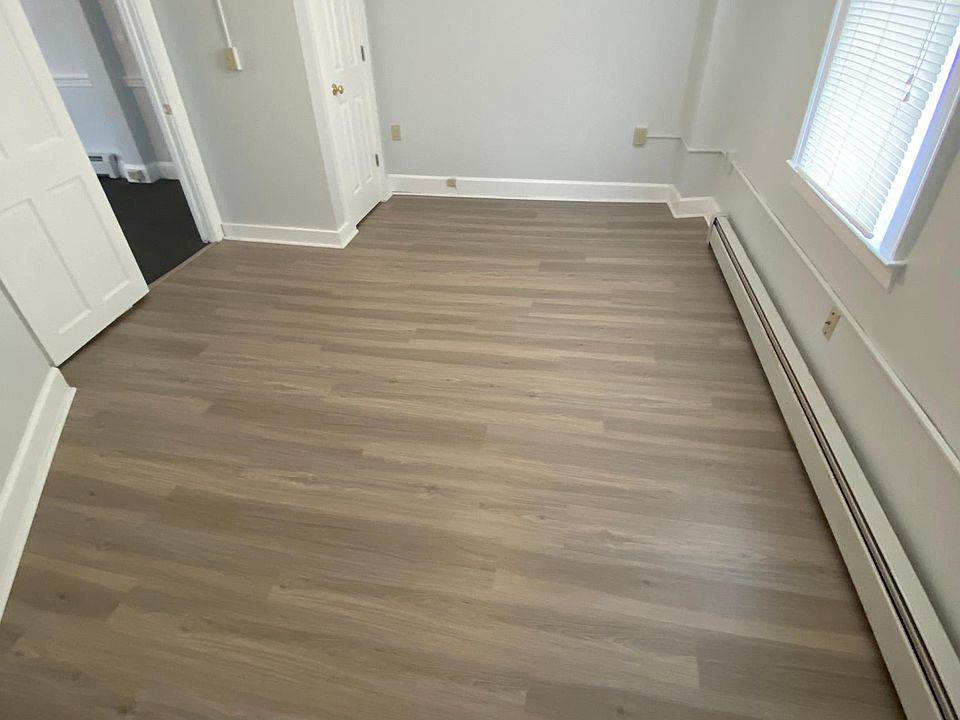 3 Quarry Ln Portland CT Zillow