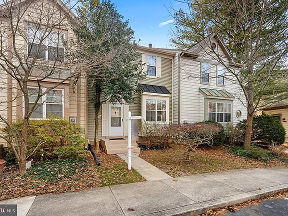 2nd image of 20134 Timber Oak Ln #195