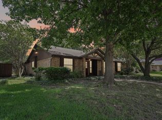 113 E Bancroft Dr, Garland, TX 75040