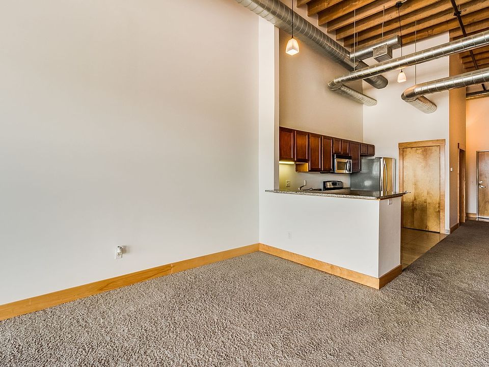 1st image of 401 S Washington Sq #17298043