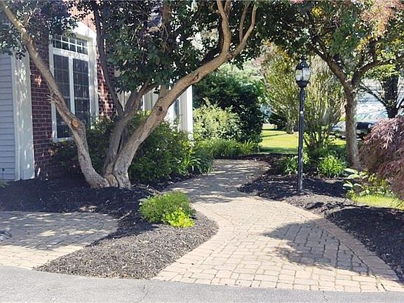 2nd image of 16 Ingridshire Dr