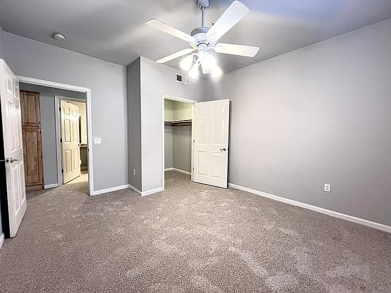 501 Gibson Dr #711 — Photo 9