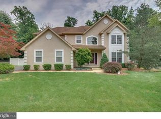 407 Aspen Ln, Hatboro, PA 19040