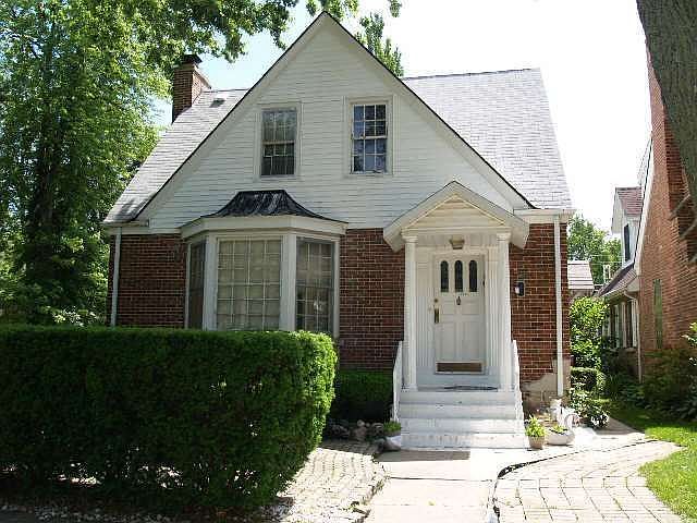1st image of 7511 Lowell Ave