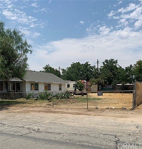 1st image of 24514 E 3rd St
