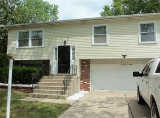 4918 Imperial Dr, Richton Park, IL 60471