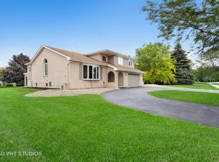 4548 Morning Glory Dr, Matteson, IL 60443