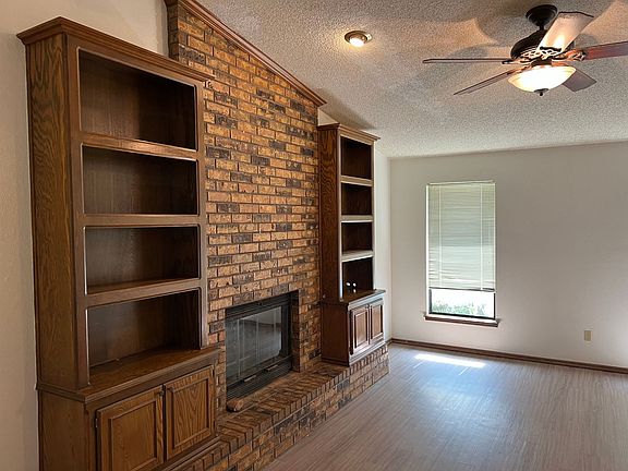 5th image of 11401 Mackel Dr
