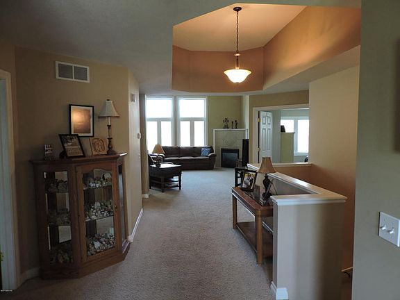 3rd image of 10668 Birchwood Ct