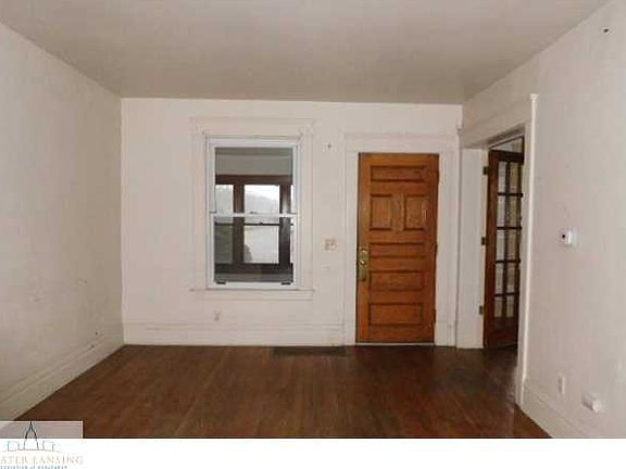4th image of 1017 E Cesar E Chavez Ave