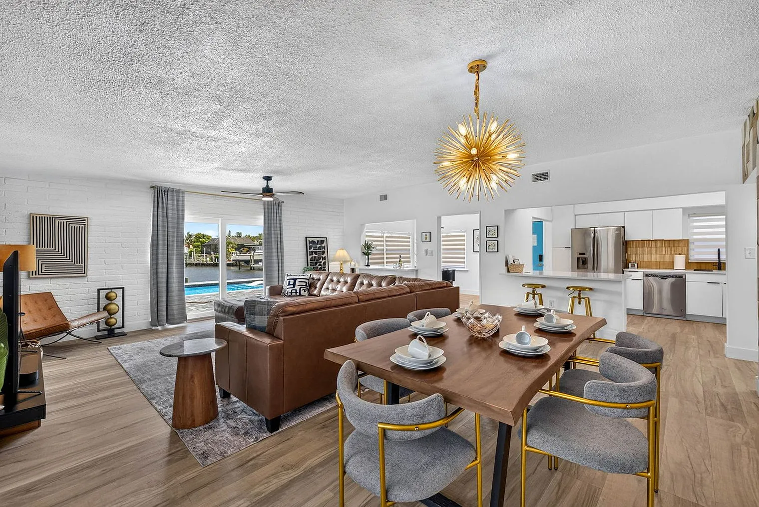 3 bed, 3.0 bath, 1754 sqft, $6,447 — Photo 3