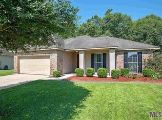 28503 Grand Turk Dr, Denham Springs, LA 70726