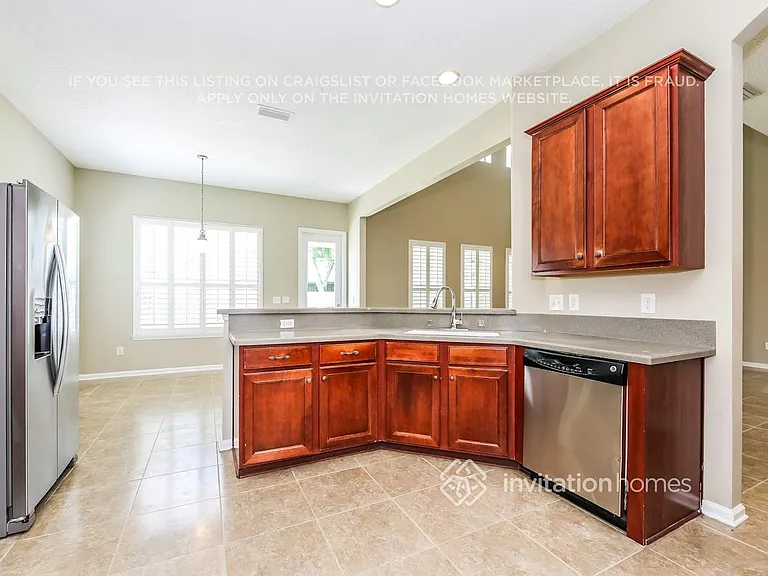 11315 Claudine Ct — Photo 8